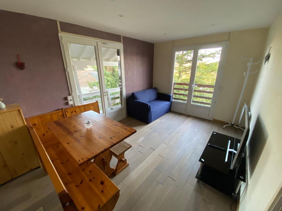 Chalet En Bord De Seine Villa Le Coudray-Montceaux Eksteriør billede